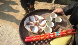 Kỳ thú phong tục cả bản đi “ăn trộm” đêm giao thừa