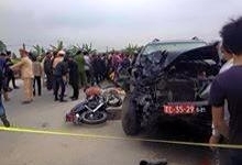 4 người trong một gia đình tử vong vì va chạm với ô tô