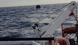 Tàu cá VN chìm trên vùng biển Malaysia: 5 người mất tích