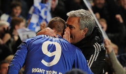 Chuyện ở Chelsea: Ai cũng sợ áo số 9!