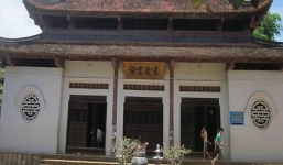 Huyền bí đền cầu tự và chuyện quan Pháp được Thánh ban con?