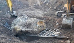 Hòn đá quý nặng 30 tấn, giá chục tỷ đồng sẽ được bán đấu giá