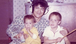 Những hình ảnh đời thường của Lý Tiểu Long được con gái tiết lộ