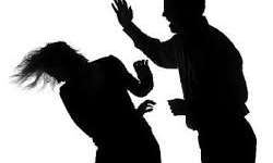 Chồng đánh vợ, hành hung hai anh vợ vì cảm thấy... mất mặt