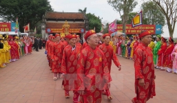 Lễ hội đền Trần 2015: Phát ấn không hạn chế