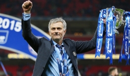 Mourinho vui như trẻ thơ khi cùng Chelsea vô địch Capital One Cup