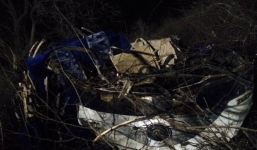 Xe chở đoàn kịch ở TQ lao xuống vực, 20 người thiệt mạng