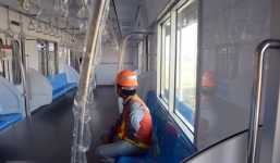 Phía trong tàu điện ngầm hiện đại đầu tiên của Việt Nam