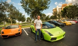 Garage toàn xế khủng của người Việt trên đất Mỹ