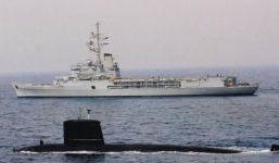 Tàu ngầm Pháp bất ngờ “đánh chìm” nhóm tàu chiến Mỹ