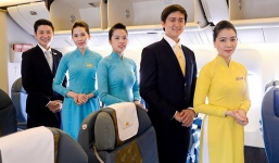 Cận cảnh đồng phục mới của Vietnam Airlines trên chuyến bay thử nghiệm