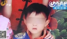 Bé 6 tuổi tử vong sau khi ăn kẹo nhặt được trên đường