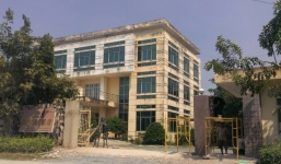 Đại gia bị tống vào viện tâm thần, tài sản sang tên mẹ kế