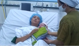 Video: Mẹ từ biệt con trước khi qua đời khiến triệu người rơi lệ