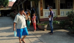 Một phụ nữ tự thiêu trong chùa