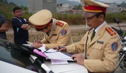 Tịch thu phương tiện sẽ làm nảy sinh nhóm cò mồi 'chạy' tịch thu xe