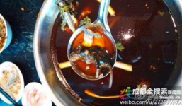 Phát hiện chuột chết trong nồi lẩu, nhà hàng dùng 70 triệu đồng “bịt miệng” khách