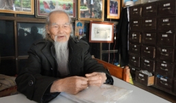 'Tiên ông' U90 phóng xe vù vù đón người nghèo chữa bệnh miễn phí