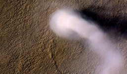 Sao Hỏa xuất hiện quỷ bụi khổng lồ