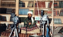 Hình ảnh cực hiếm bên trong hang ổ của Osama bin Laden tại Afghanistan