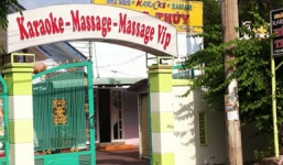 Nữ đương sự bị bắt quả tang trong nhà nghỉ với thẩm phán lên tiếng