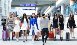 Ngọc Trinh cùng dàn chân dài Venus đại náo sân bay