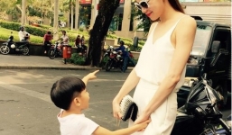 Hồ Ngọc Hà tươi rói, sành điệu bên con trai Subeo