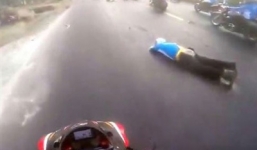 Mẹ của thiếu gia  chạy mô tô đi phượt cán chết người muốn đền 50 triệu 