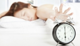 Những thói quen xấu sau khi thức dậy phá huỷ cơ thể