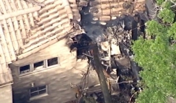 Mỹ: Máy bay lao xuống nhà khách, 3 người thiệt mạng