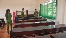 Nam sinh lớp 12 đột tử trong lớp học