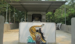 Bí ẩn ngọn núi 'lạ' có 11 ngôi đền 'giữ kho báu'