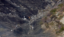 Những hình ảnh đầu tiên tại hiện trường máy bay chở 150 người gặp nạn