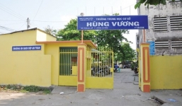 Nữ sinh lớp 6 bị đánh hội đồng gây chấn động