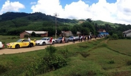 “Lóa mắt” dàn siêu xe bạc tỷ trong đám cưới đại gia phố núi