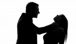 Con rể dùng dây siết cổ mẹ vợ đến chết để trả thù