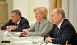 Tổng thống Putin hé lộ người kế nhiệm sau năm 2018