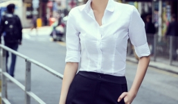 Siêu mẫu Châu Á Kỳ Hân khoe dáng trên phố Tây