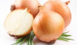 Mẹo thái hành không cay mắt