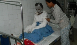 Vợ châm lửa tự thiêu vì chồng hành hạ: Những trận đánh 'thập tử nhất sinh'