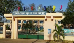 Nam sinh đâm chết bạn vì một cái “liếc”