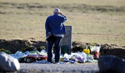 Gia đình cơ trưởng 4U9525 lên án hành động 'ngu ngốc' của cơ phó