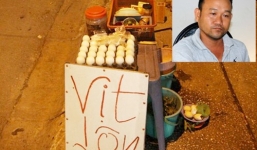 Hàng loạt cô gái bị vướng “bẫy tình” của gã trai giả gái bán trứng vịt lộn