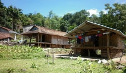 Kỳ lạ tục tặng quan tài trong ngày cưới