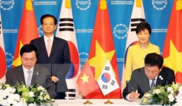 Việt Nam và Hàn Quốc ký hiệp định thương mại tự do
