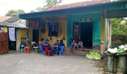 Vợ cũ bị vợ của chồng mới đến nhà hành hung