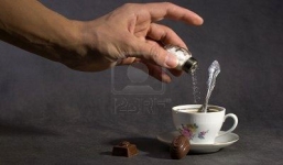 Vợ bỏ thuốc diệt chuột vào món lòng lợn đầu độc chồng?