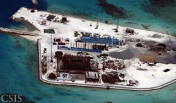 Mỹ tố Trung Quốc xây 'Vạn lý trường thành' trên Biển Đông