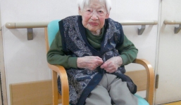 Người phụ nữ già nhất thế giới tiết lộ bí quyết sống lâu