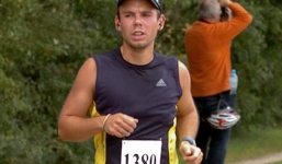 Cơ phó máy bay Airbus 320 nghiên cứu cách tự tử trên mạng